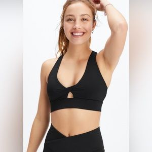 Fabletics black oasis twist sports bra
